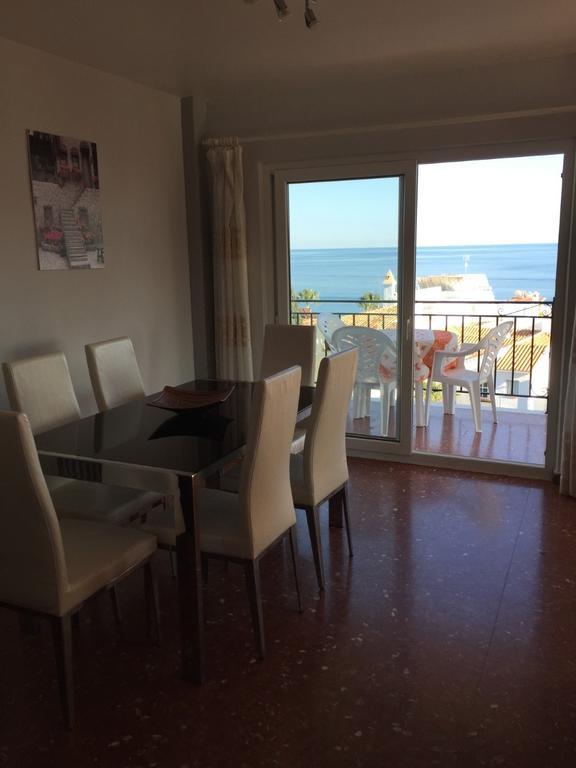 Edificio Acapulco Appartement Nerja Buitenkant foto